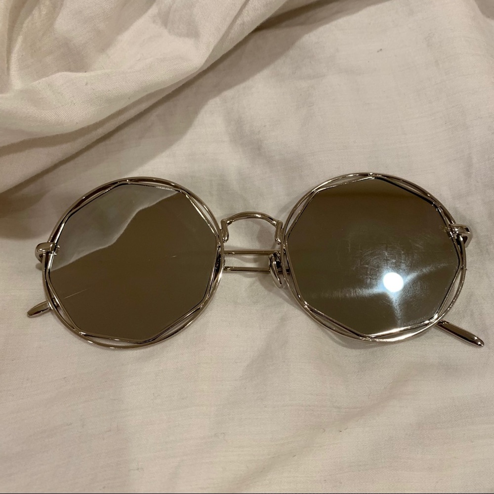 Shiny Circular Wire Sunglasses